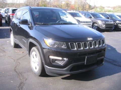 New 2019 JEEP Compass Latitude